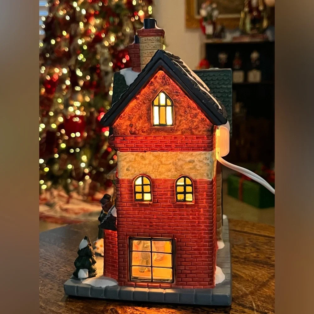 LIGHTED Christmas Porcelain Victorian Village WEDDING GALLERY Building